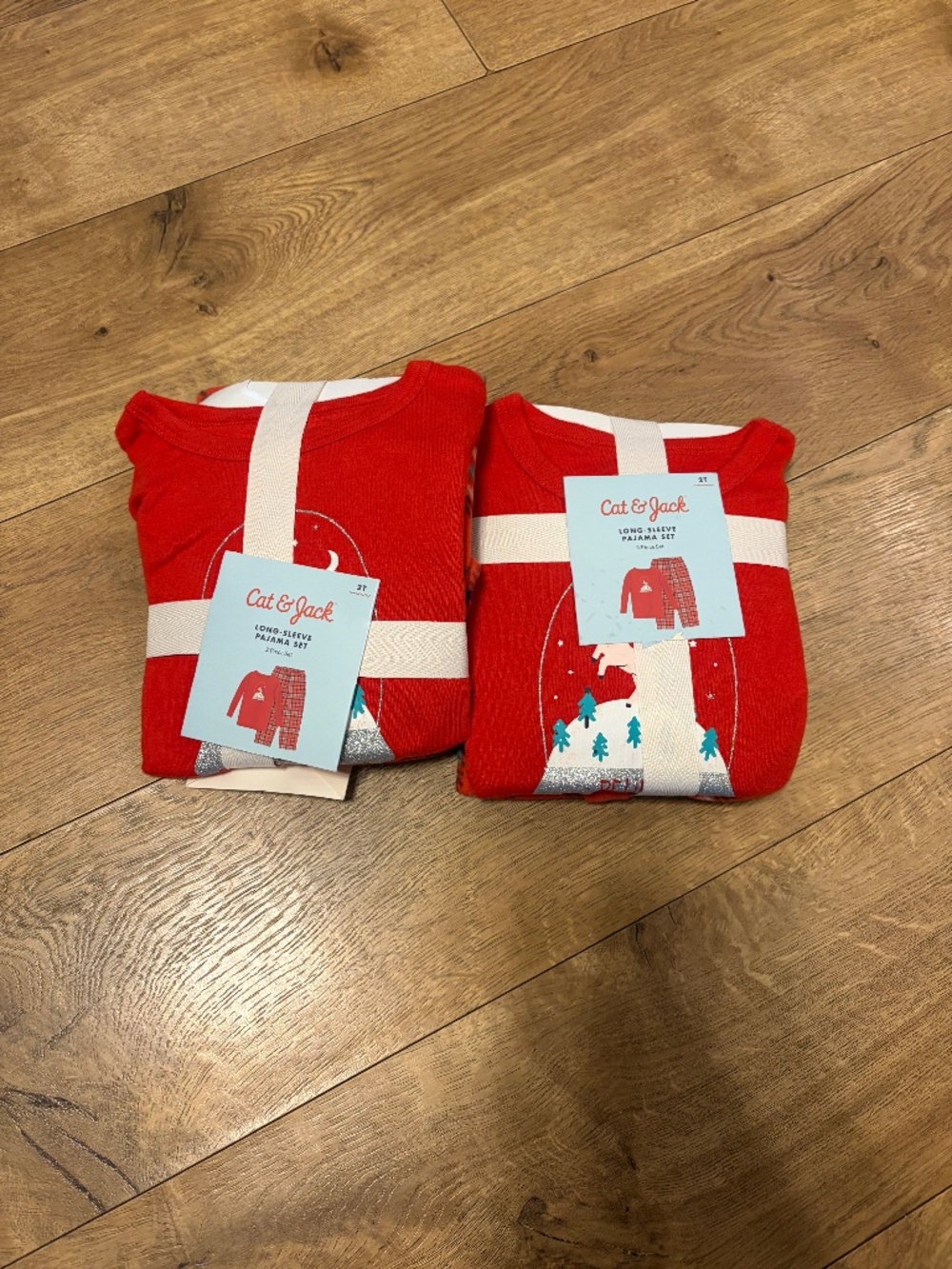 2t pajama set x 2 NWT